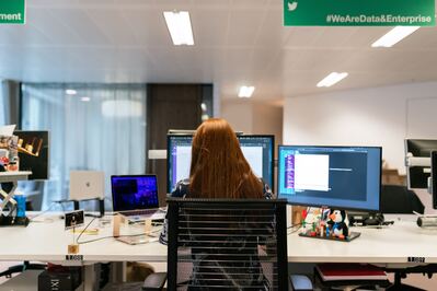 【オススメ】株式会社ドキドキグルーヴワークス＜IT・WEB＞＜正社員・未経験可＞＜新宿区＞